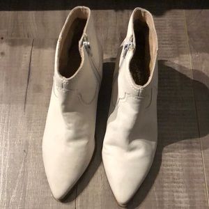 Seychelles reservoir western boot